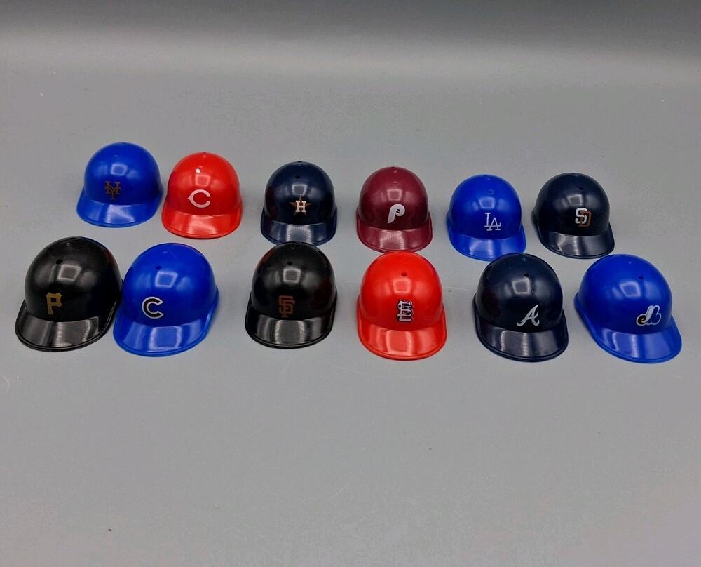 Vintage 1990's MLB Gumball Vending Mini Batting Helmet 2"x 1.25" - Lot of 12